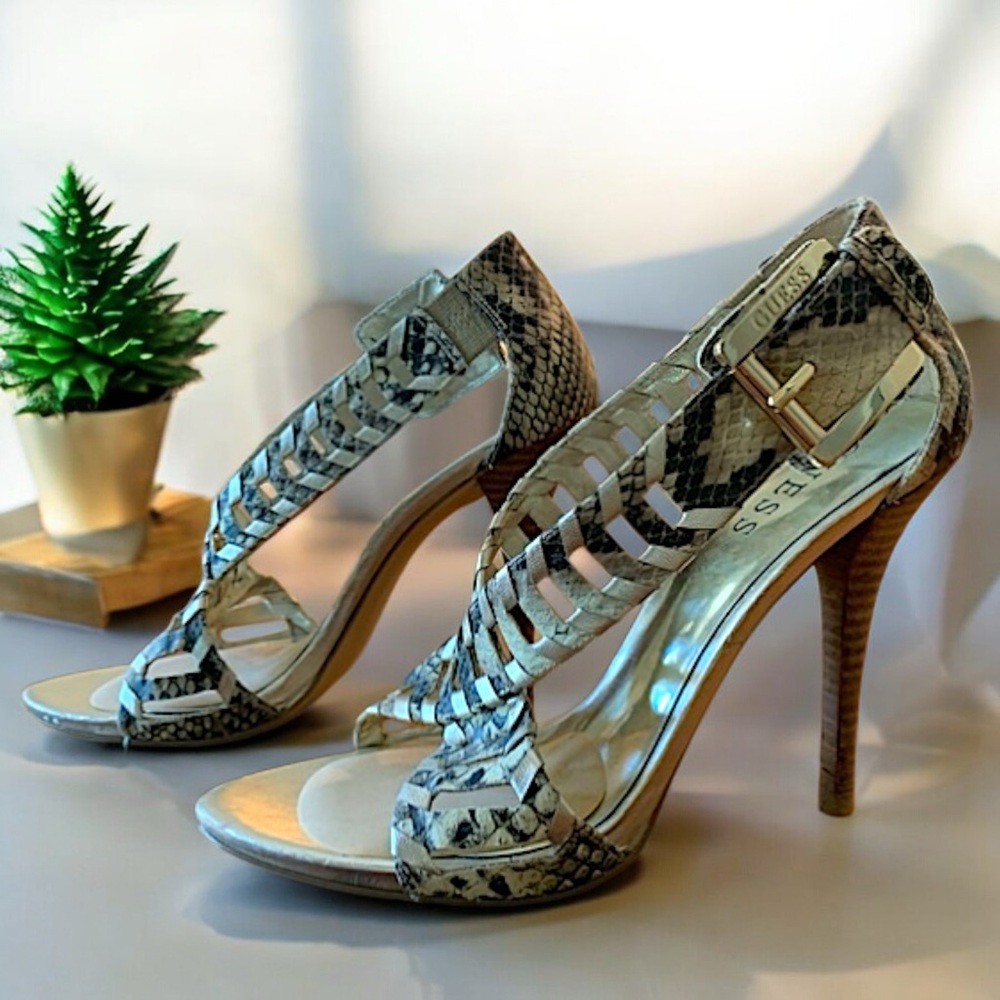 Guess Women’s Rianne Python Print Sandals - Picture 15 of 16